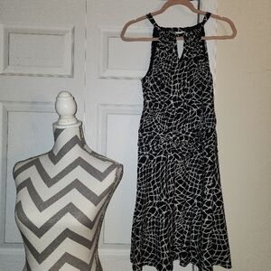 BCBG MaxAzria Patterned Dress - Black & White